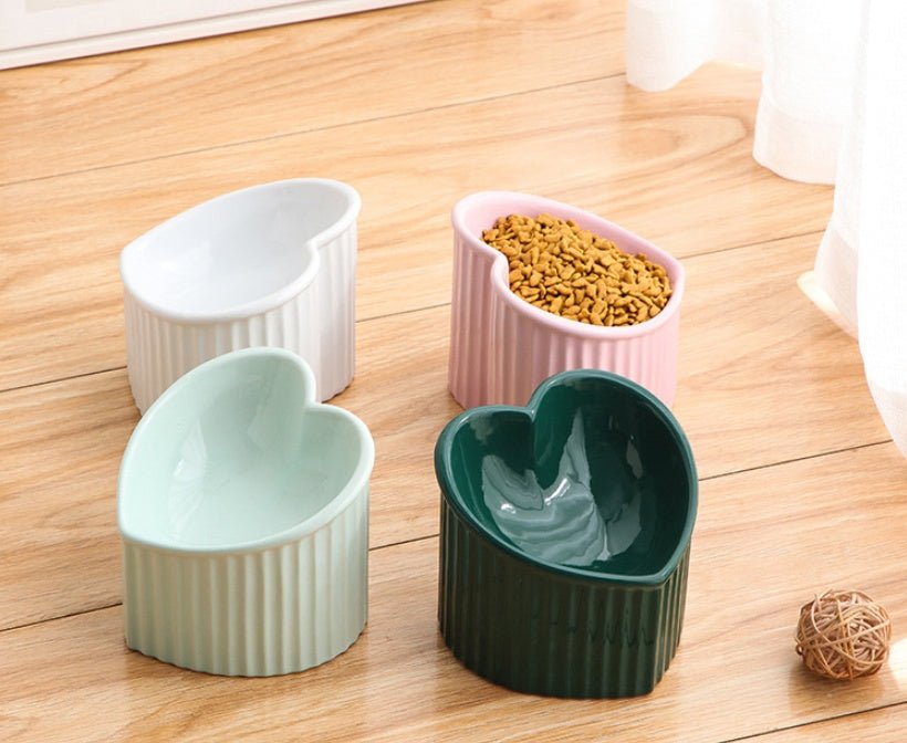 Bol en céramique pour animaux avec bord incliné, pratique et durable pour usage quotidien intérieur - IVOIRART.COM