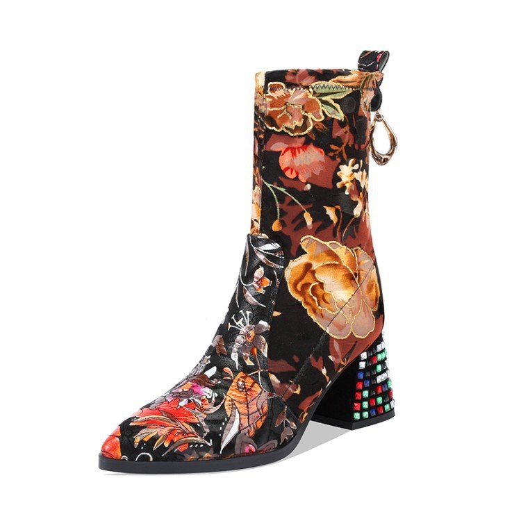 Bottes courtes brodées style ethnique en velours mouton avec talon épais - IVOIRART.COM