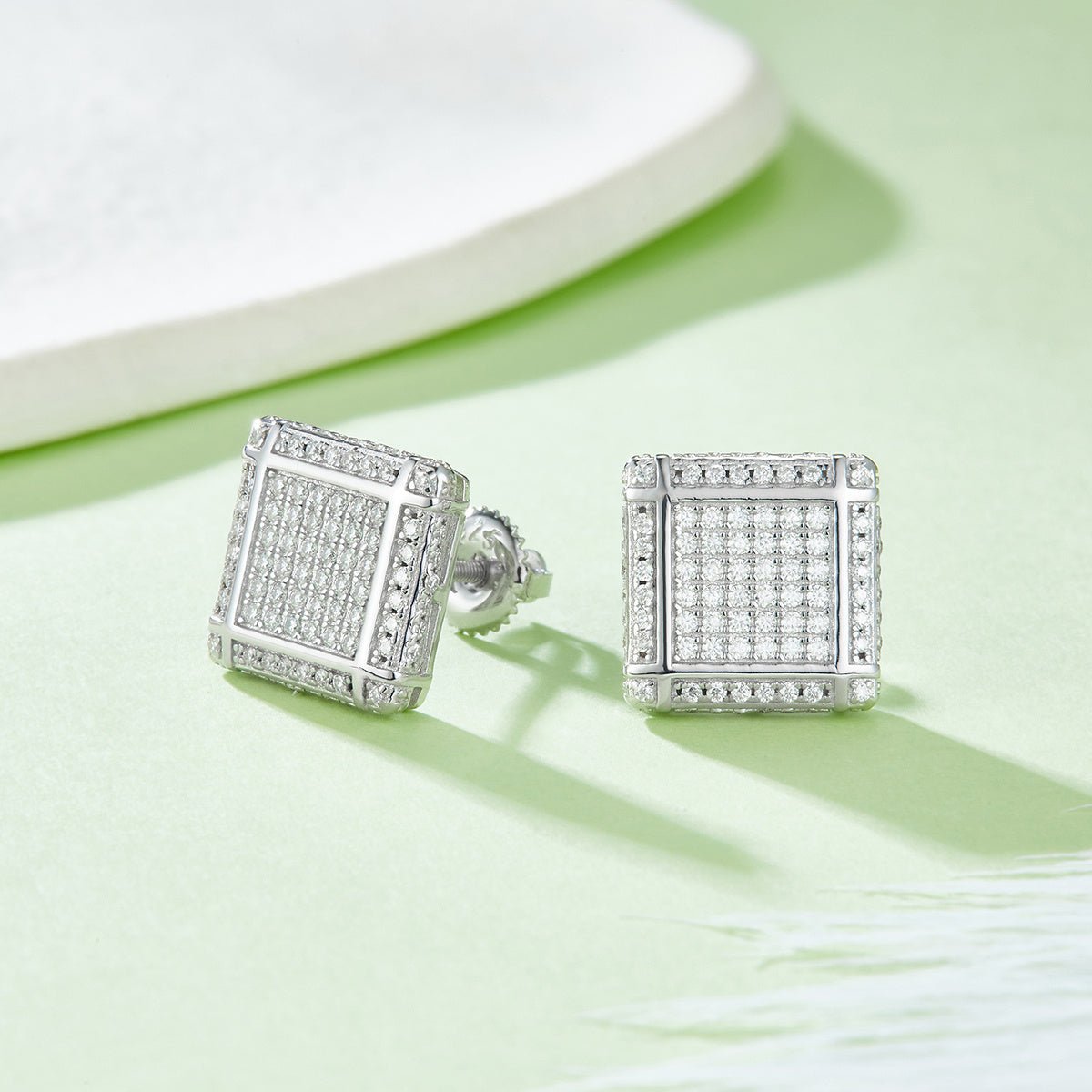 Boucles d'oreilles carrées 3D Moissanite D Couleur VVS1 en Argent 925, 176 pièces, 11,5 mm, fermoir vis hypoallergénique, certifiées GRA avec boîte cadeau - IVOIRART.COM