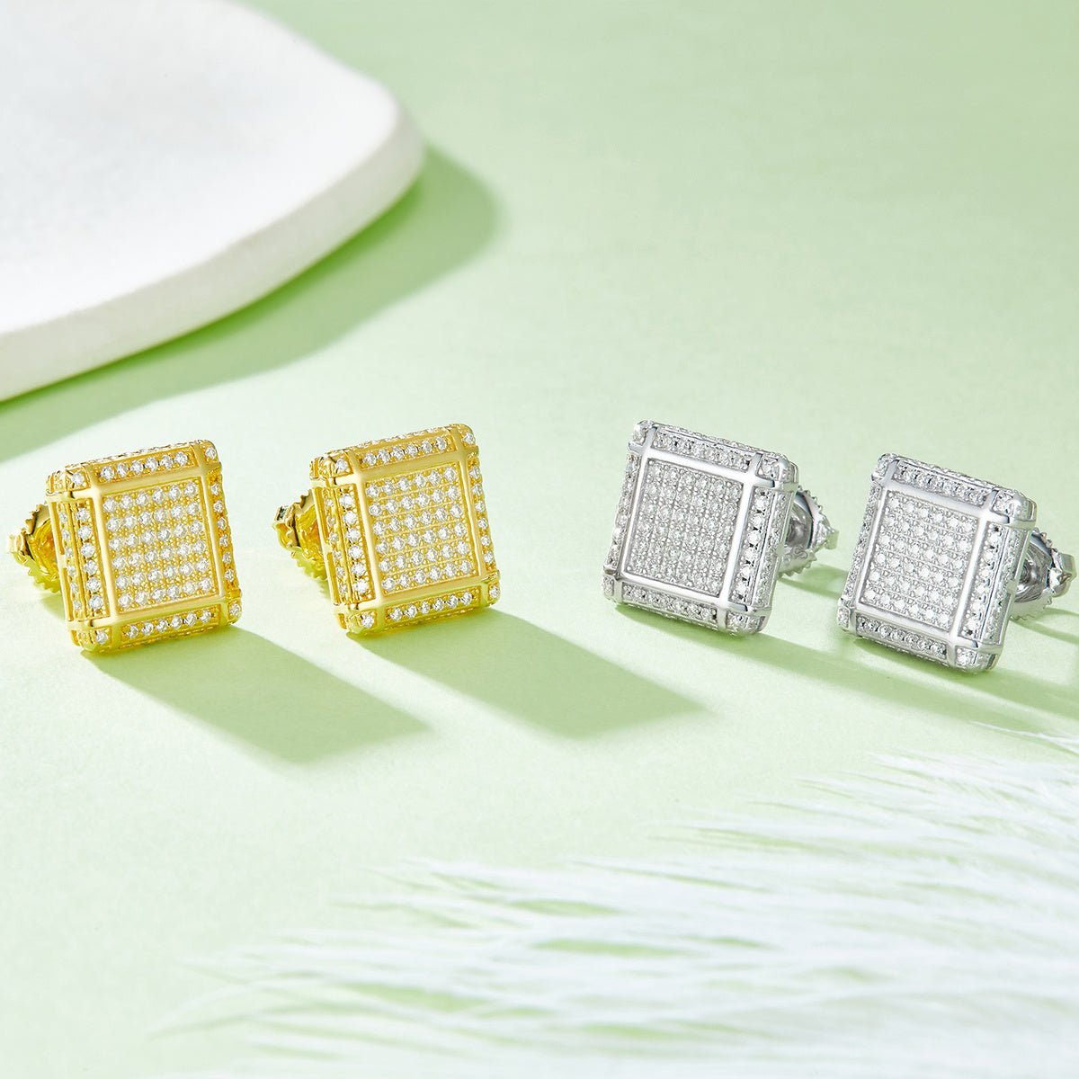 Boucles d'oreilles carrées 3D Moissanite D Couleur VVS1 en Argent 925, 176 pièces, 11,5 mm, fermoir vis hypoallergénique, certifiées GRA avec boîte cadeau - IVOIRART.COM