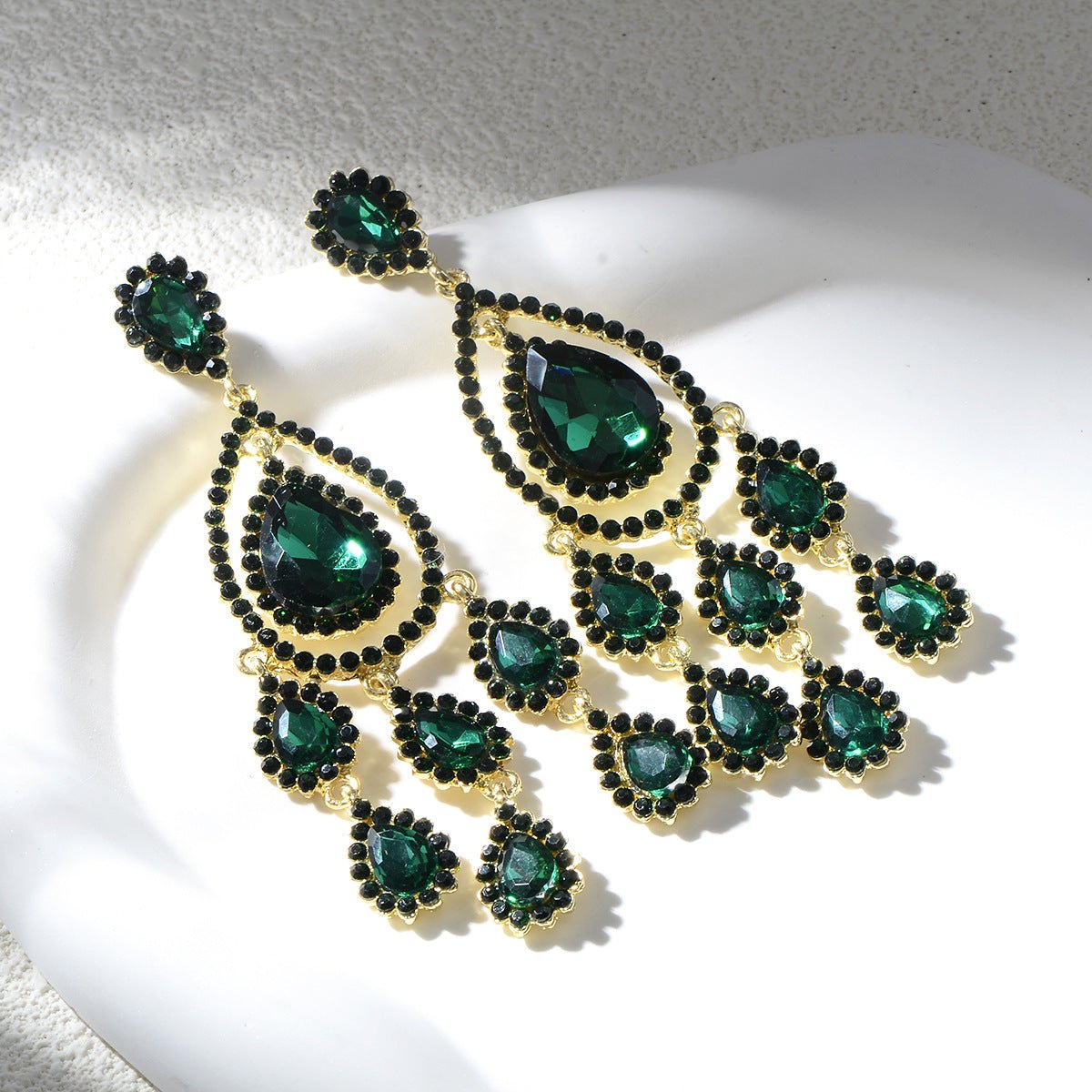 Boucles d'oreilles chandelier cristaux colorés — Goutte longue tassel luxe festif - IVOIRART.COM