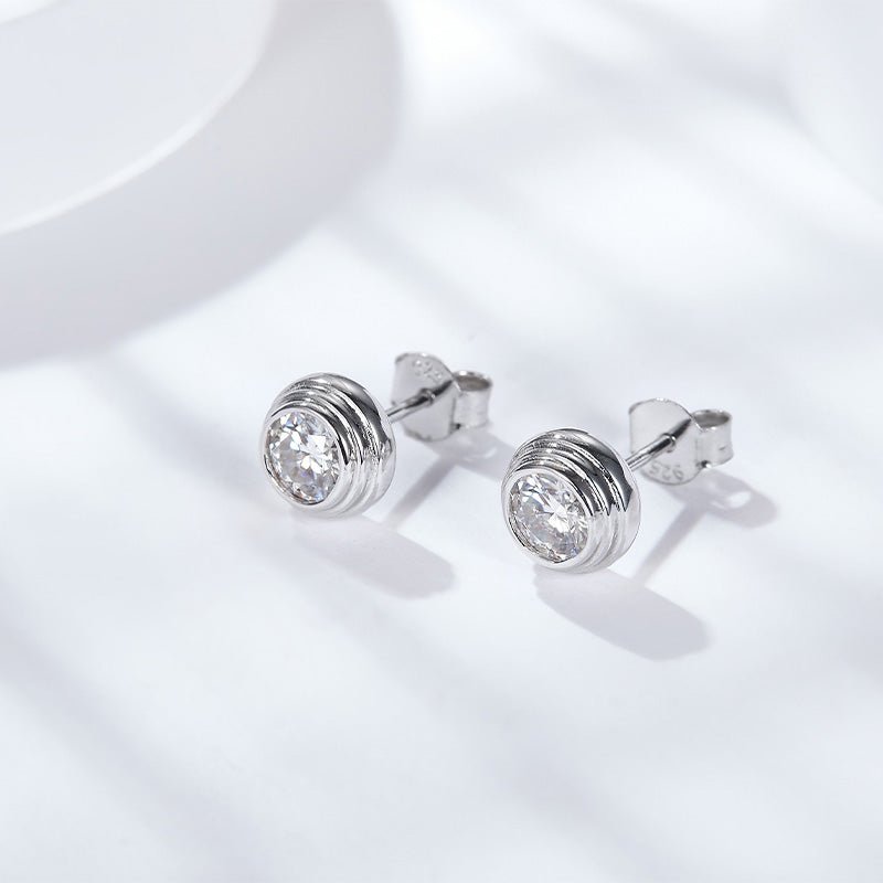 Boucles d'oreilles clous Moissanite 0,5 ou 1CT en argent sterling S925, serties clos rond, certifiées GRA, plaquées platine, coffret cadeau pour femmes - IVOIRART.COM