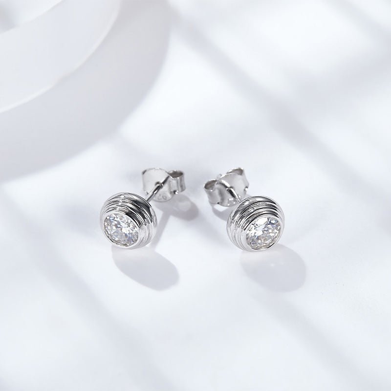 Boucles d'oreilles clous Moissanite 0,5 ou 1CT en argent sterling S925, serties clos rond, certifiées GRA, plaquées platine, coffret cadeau pour femmes - IVOIRART.COM