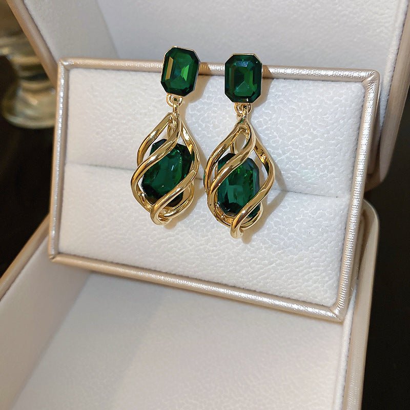 Boucles d'oreilles clous rétro médiévales vintage pour femme — élégance luxueuse - IVOIRART.COM