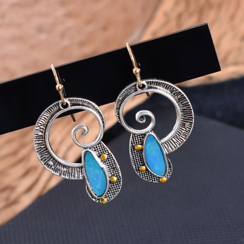 Boucles d’oreilles créatives en saphir à incrustation spirale avec accents jaunes éclatants - IVOIRART.COM