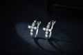 Boucles d'oreilles créoles croix en argent sterling S925 avec moissanite et platine - IVOIRART.COM
