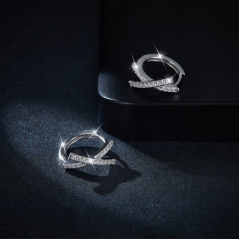 Boucles d'oreilles créoles croix moissanite argent S925 plaqué platine serties GRA - IVOIRART.COM