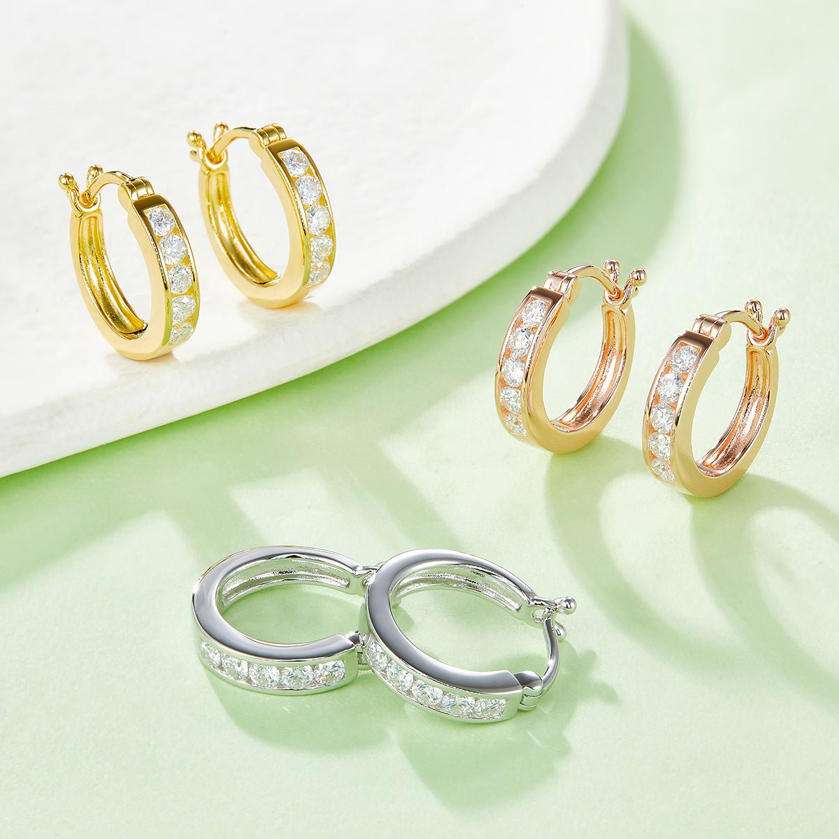 Boucles d'oreilles créoles en argent sterling S925 3,3g avec 10 moissanites serties canal 15,5mm, plaqué platine, boîte cadeau femme - IVOIRART.COM