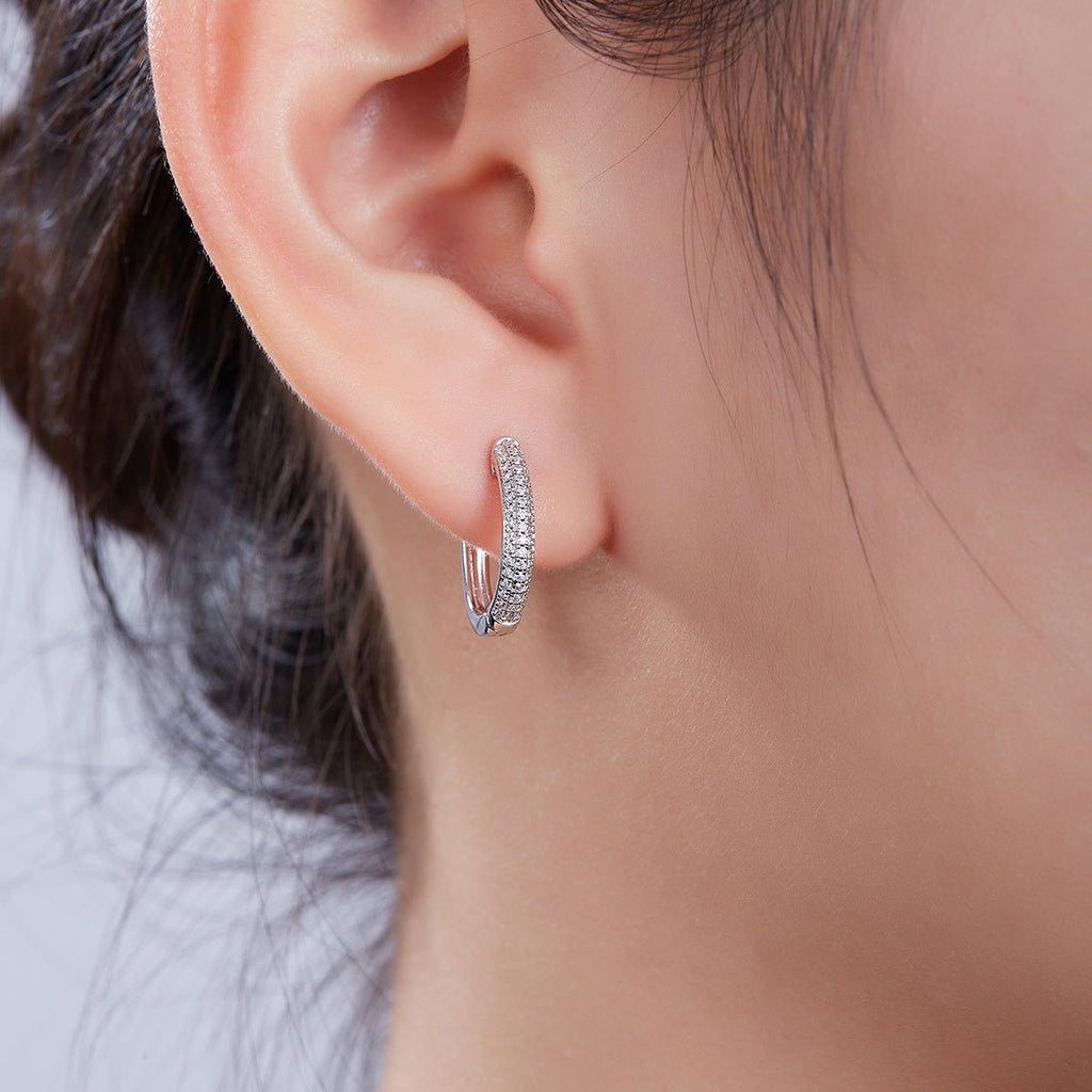 Boucles d’oreilles créoles Huggie en argent sterling S925 98 pierres de moissanite, 16mm, plaqué platine, certifiées GRA, boîte cadeau, hypoallergéniques, 3 couleurs - IVOIRART.COM