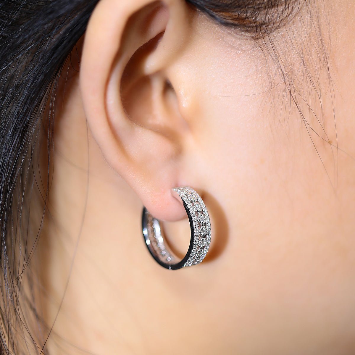 Boucles d'oreilles créoles pavées 20mm en argent sterling S925 8,5g, moissanite 0,74CT, dos creux, certificat GRA, plaqué platine, coffret cadeau - IVOIRART.COM