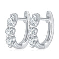 Boucles d'oreilles créoles S925 en argent sterling à 3 pierres Moissanite rondes plaquées platine - IVOIRART.COM