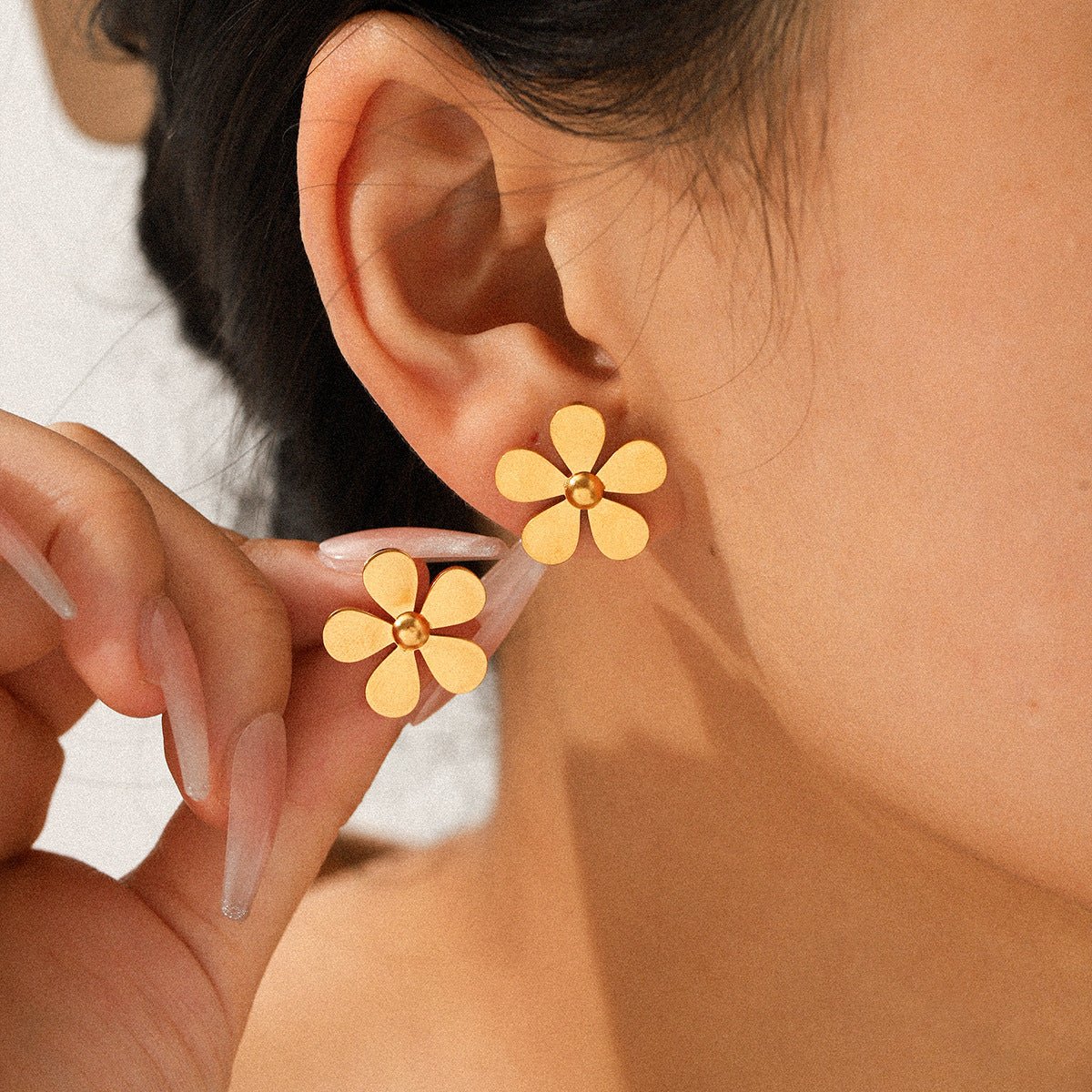 Boucles d'oreilles en acier inoxydable en titane style Instagram florales - IVOIRART.COM