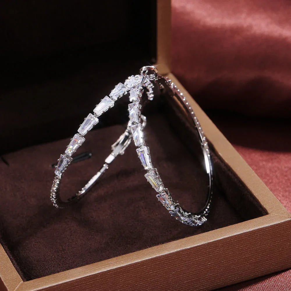 Boucles d’oreilles grandes dames simples en or avec zircon, style européen et américain - IVOIRART.COM