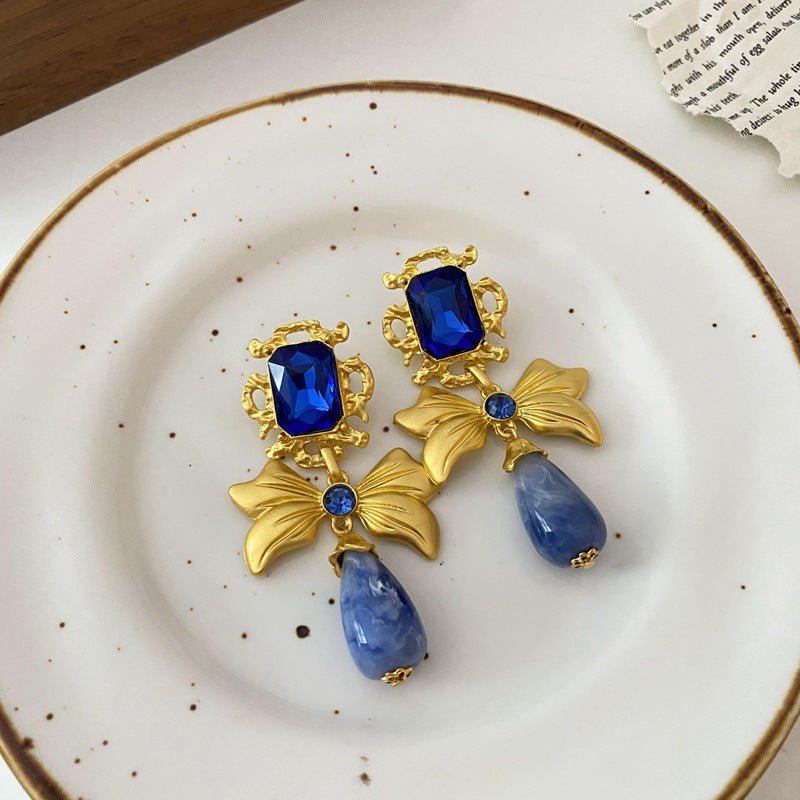 Boucles d'oreilles médiévales vintage élégantes pour femmes, clous rétro premium - IVOIRART.COM