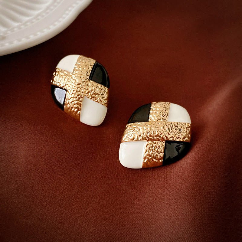 Boucles d'oreilles médiévales vintage élégantes pour femmes, clous rétro premium - IVOIRART.COM