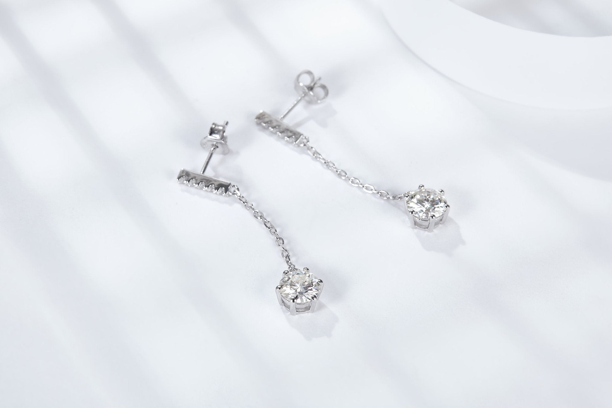 Boucles d'Oreilles Pendantes Chaîne en Argent Sterling S925 Moissanite 0,5 ou 1CT Plaquées Platine, Élégant Coffret Cadeau Certifié GRA - IVOIRART.COM