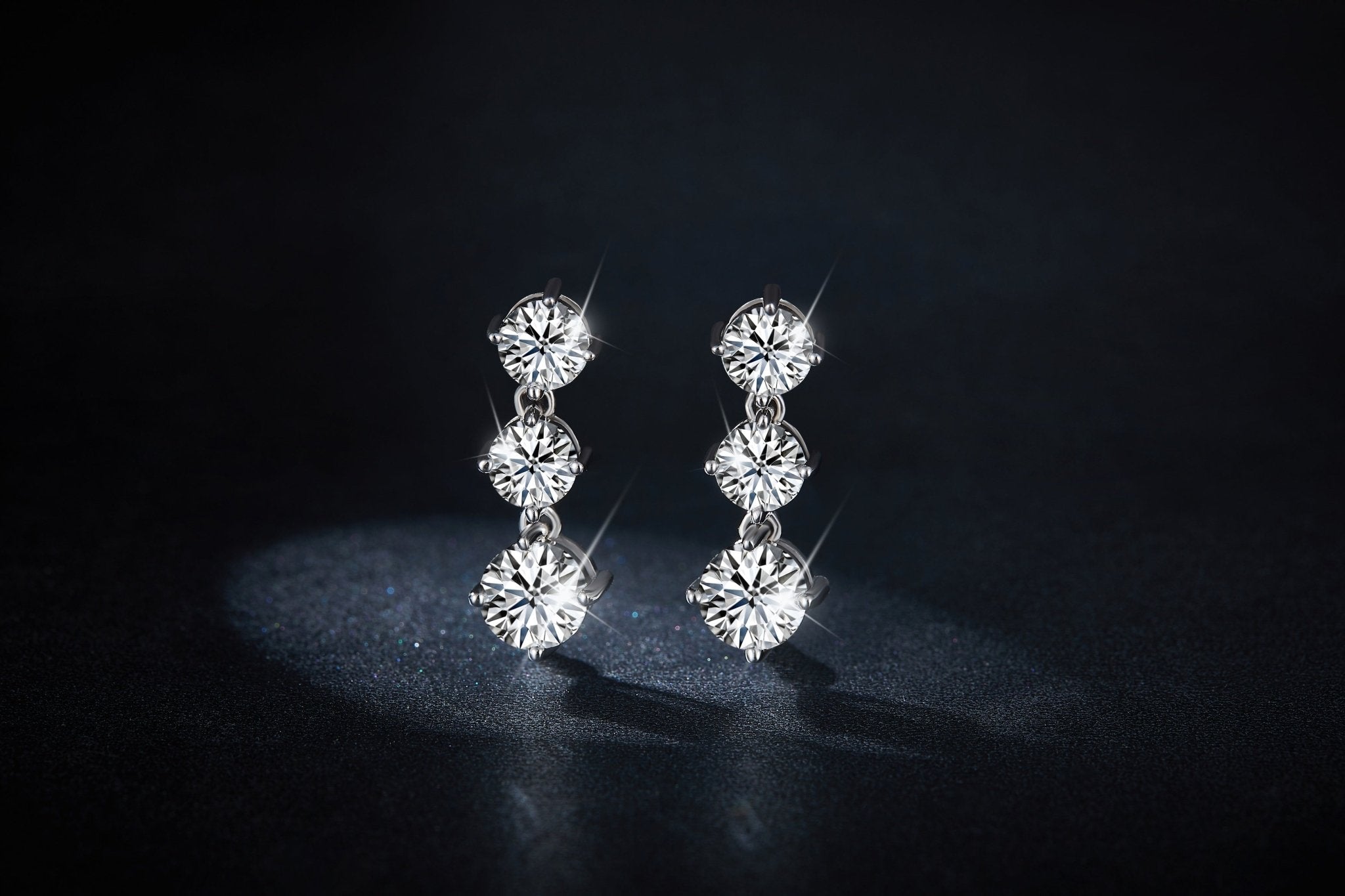 Boucles d'oreilles pendantes en argent S925 Moissanite 3 pierres rondes - IVOIRART.COM