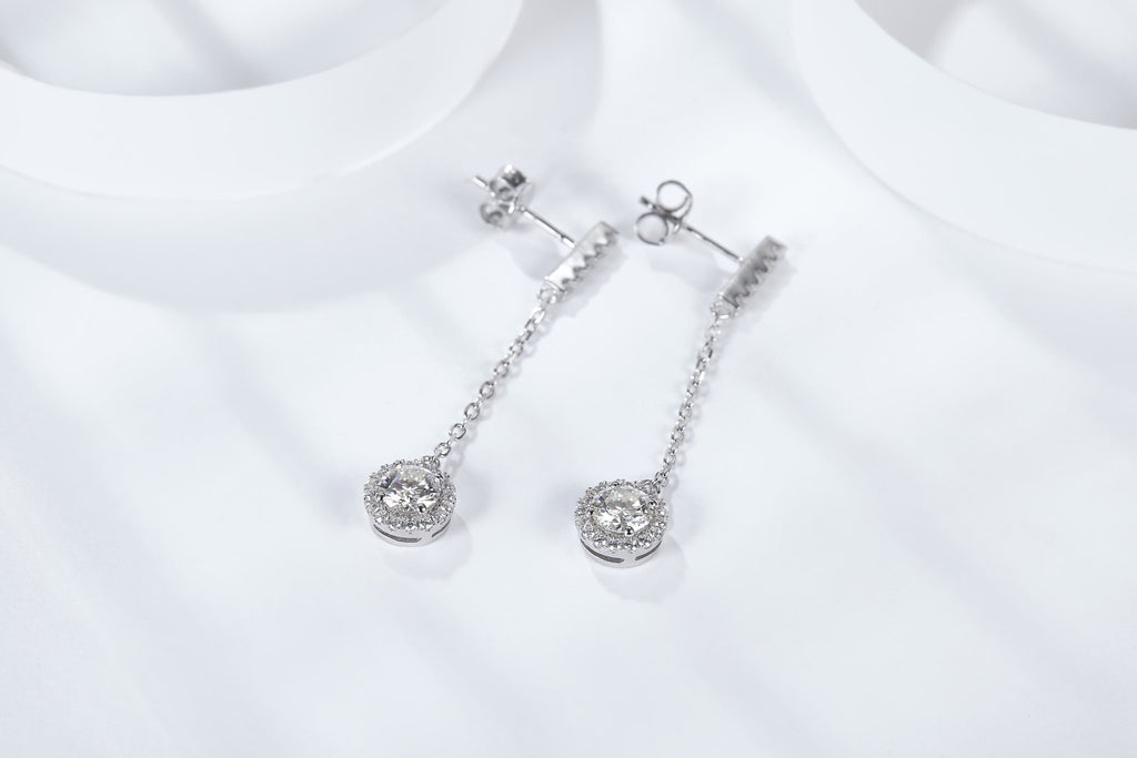 Boucles d'oreilles pendantes en argent sterling S925 Moissanite 0,5 ou 1CT plaqué platine - IVOIRART.COM