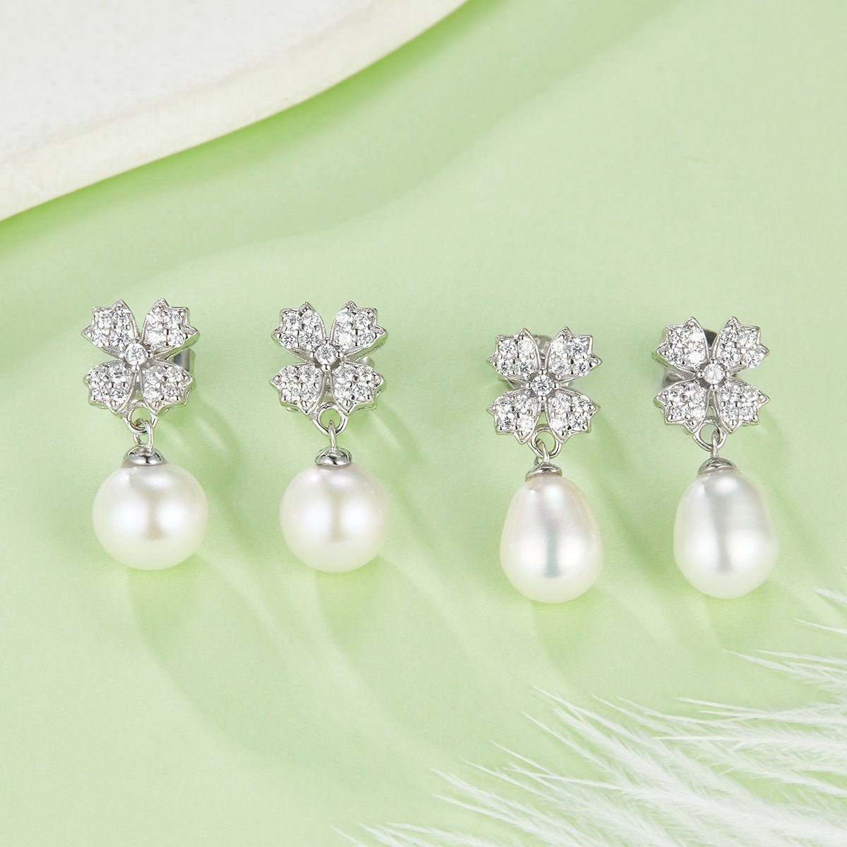 Boucles d'oreilles pendantes en argent sterling S925, perle d'eau douce naturelle, trèfle pavé, perle ronde en forme de larme, plaqué platine, 2g, boîte cadeau - IVOIRART.COM