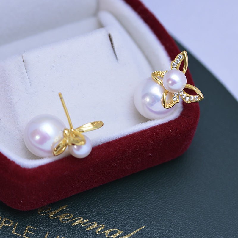Boucles d’oreilles puces papillon perles d'eau douce blanches double cercle - IVOIRART.COM