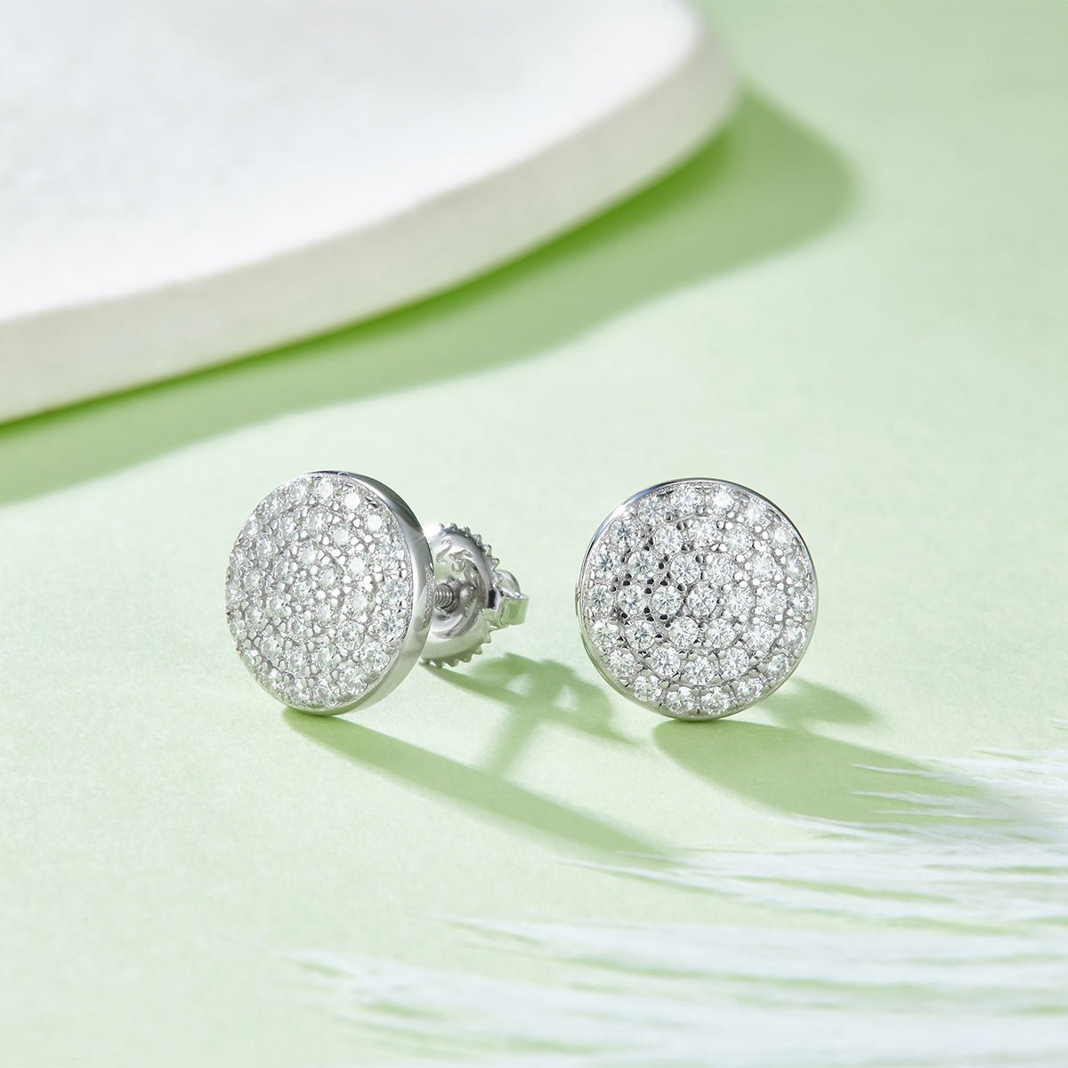 Boucles d'oreilles puces rondes en moissanite D couleur VVS1, argent sterling S925, 74 pierres, 10 mm Pavié, 1,6 g, fermeture à vis, hypoallergéniques, certificat GRA, boîte cadeau - IVOIRART.COM