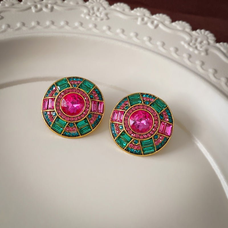 Boucles d'oreilles rétro médiévales pour femme - Clous vintage élégants et luxe. - IVOIRART.COM