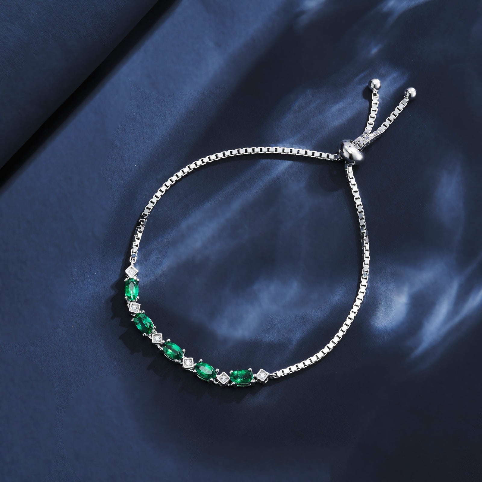 Bracelet en argent sterling S925 avec émeraude synthétique ovale, 21 cm ajustable, plaqué platine, coffret cadeau - IVOIRART.COM