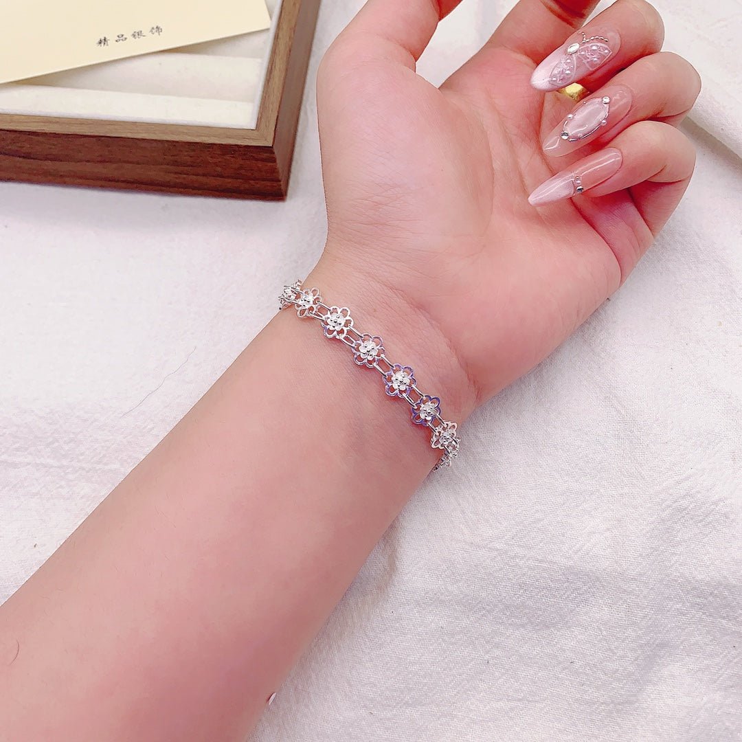 Bracelet Fleur Relié en Argent Sterling 999, Élégant et Doux, Cadeau Idéal Anniversaire & Fêtes - IVOIRART.COM