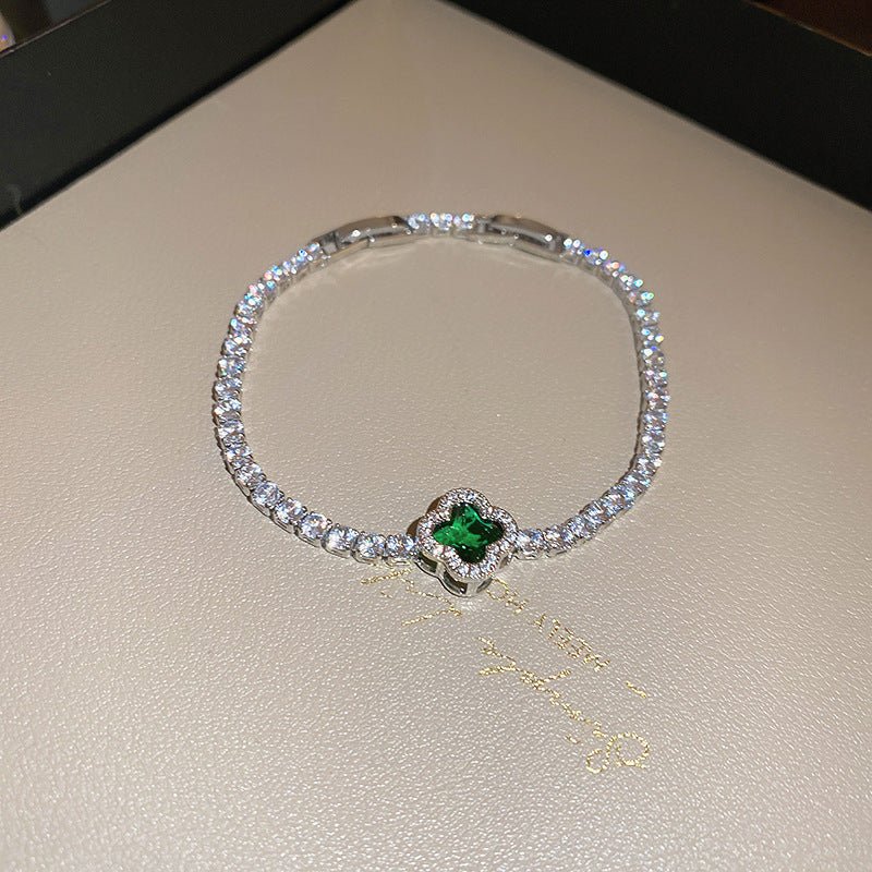 Bracelet Jonc Vintage 18K Plaqué Or Boucle Ovale CZ - Luxe Dainty Femme Élégante! - IVOIRART.COM
