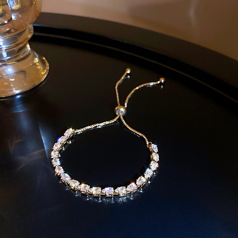 Bracelet Manchette Rétro Doré 18K Boucle Zirconia Ovale Élégant Vintage Chic+++ - IVOIRART.COM