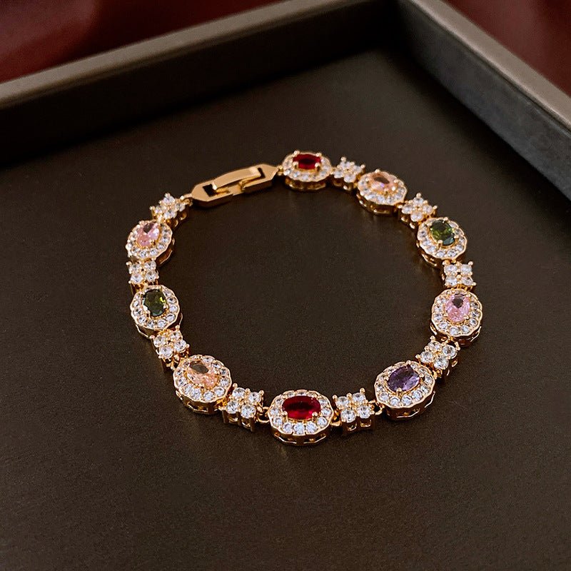 Bracelet manchette vintage plaqué or 18K avec boucle en zirconia ovale chic luxe - IVOIRART.COM