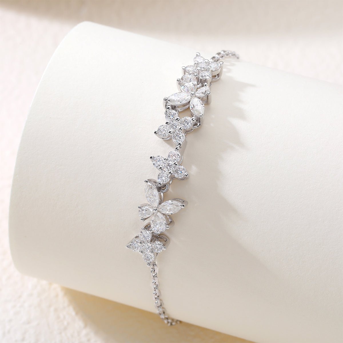 Bracelet papillon en argent sterling S925 avec pierres précieuses synthétiques, 16 cm, moissanite bleue et rose, plaqué platine, coffret cadeau mode - IVOIRART.COM