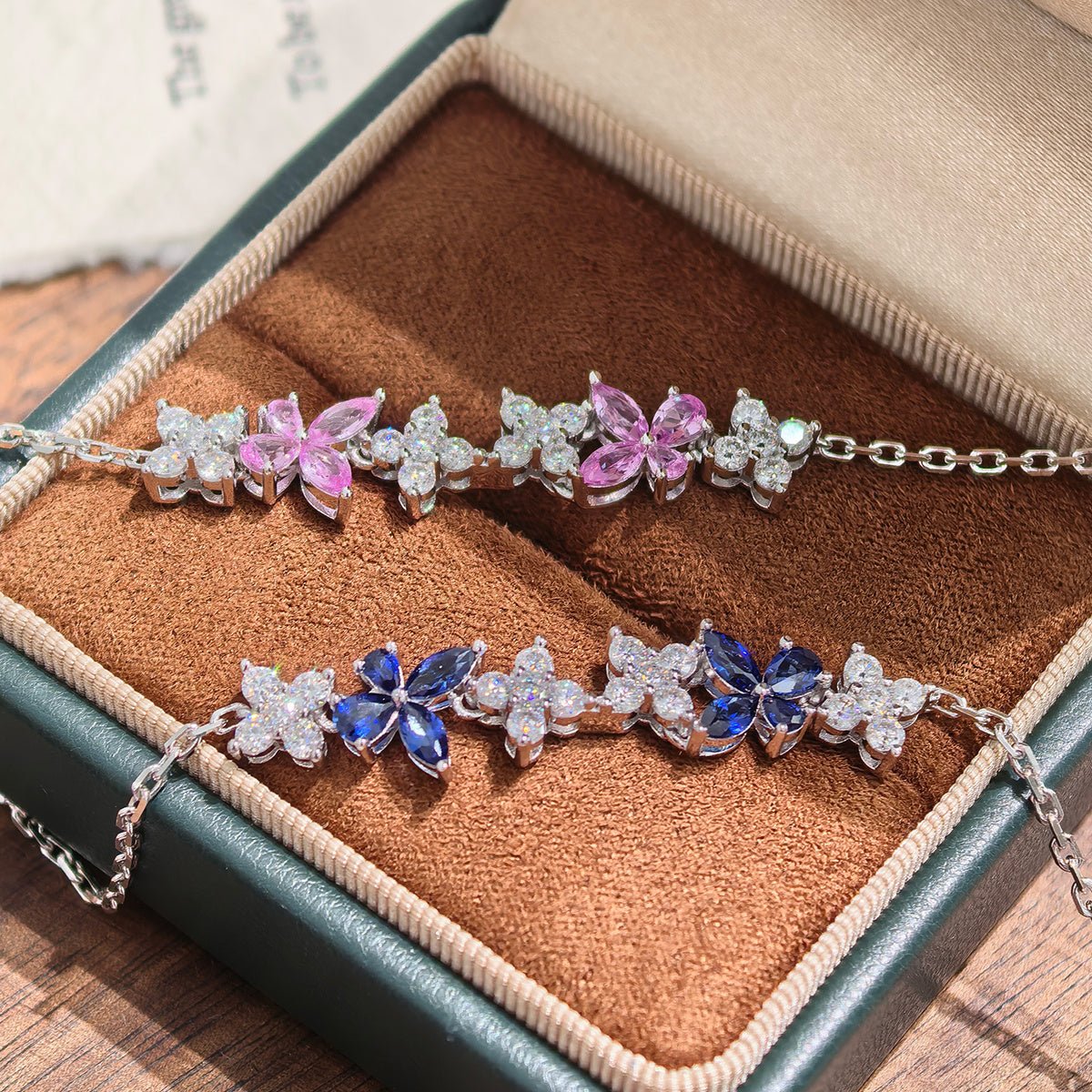 Bracelet papillon en argent sterling S925 avec pierres précieuses synthétiques, 16 cm, moissanite bleue et rose, plaqué platine, coffret cadeau mode - IVOIRART.COM