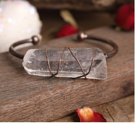 Bracelet tige quartz blanc naturel en fil de cuivre enroulé, fait main bohèmeéco - IVOIRART.COM
