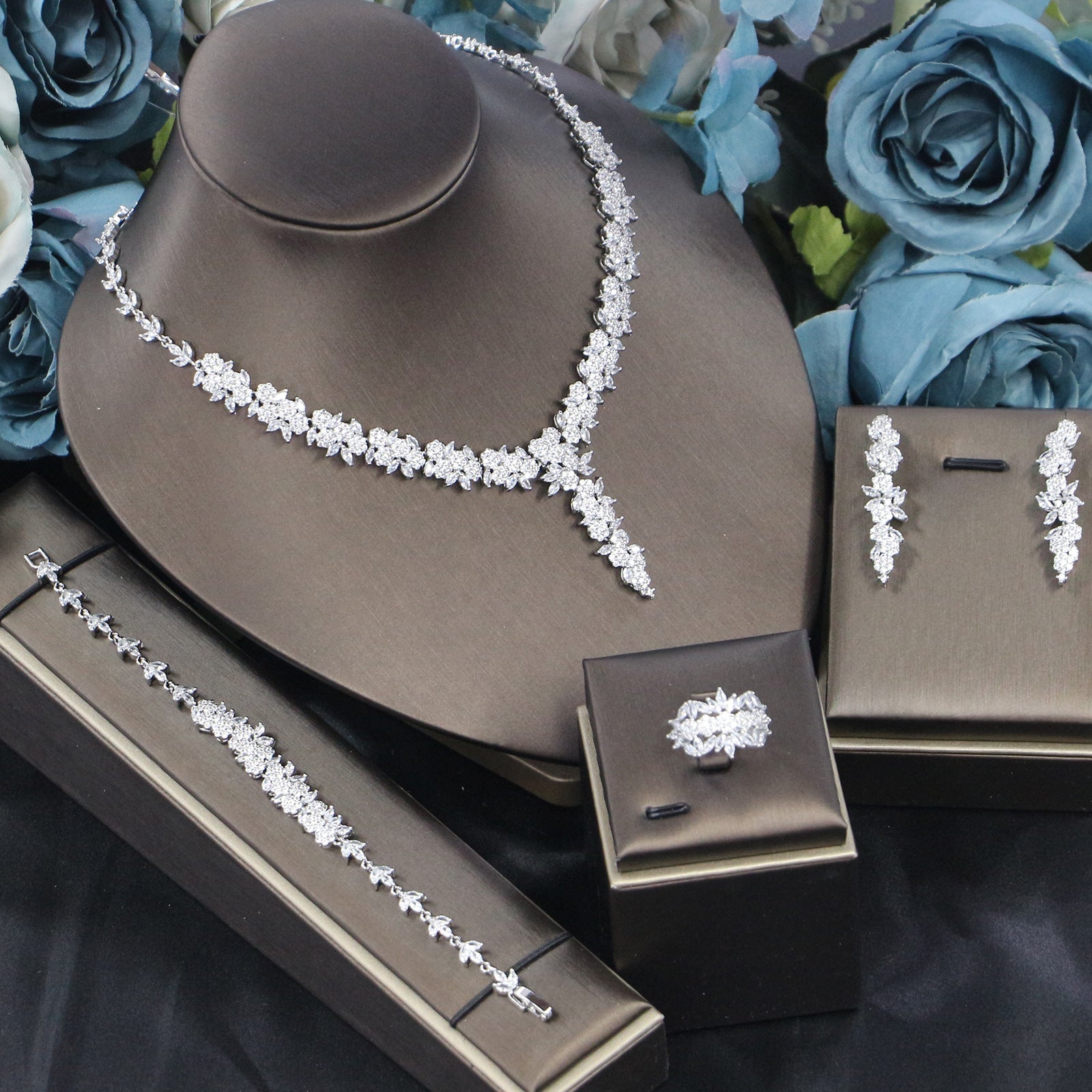 Bridal Wedding Dinner Jewelry Suit Fashion Rose Zircon Necklace Earrings Four-piece Set - IVOIRART.COM
