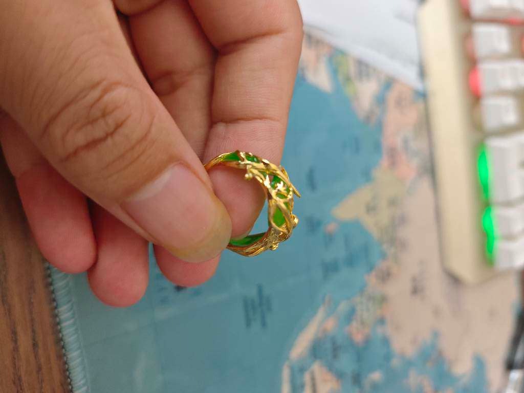 Bague Ovale Vintage en Malachite Incrustée de Jade Vert Doré pour Femme