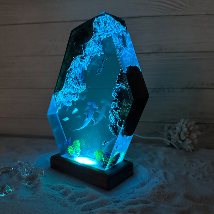 Lampe de Nuit Petite Océan Requin Marteau en Bois Massif Époxy Décoration
