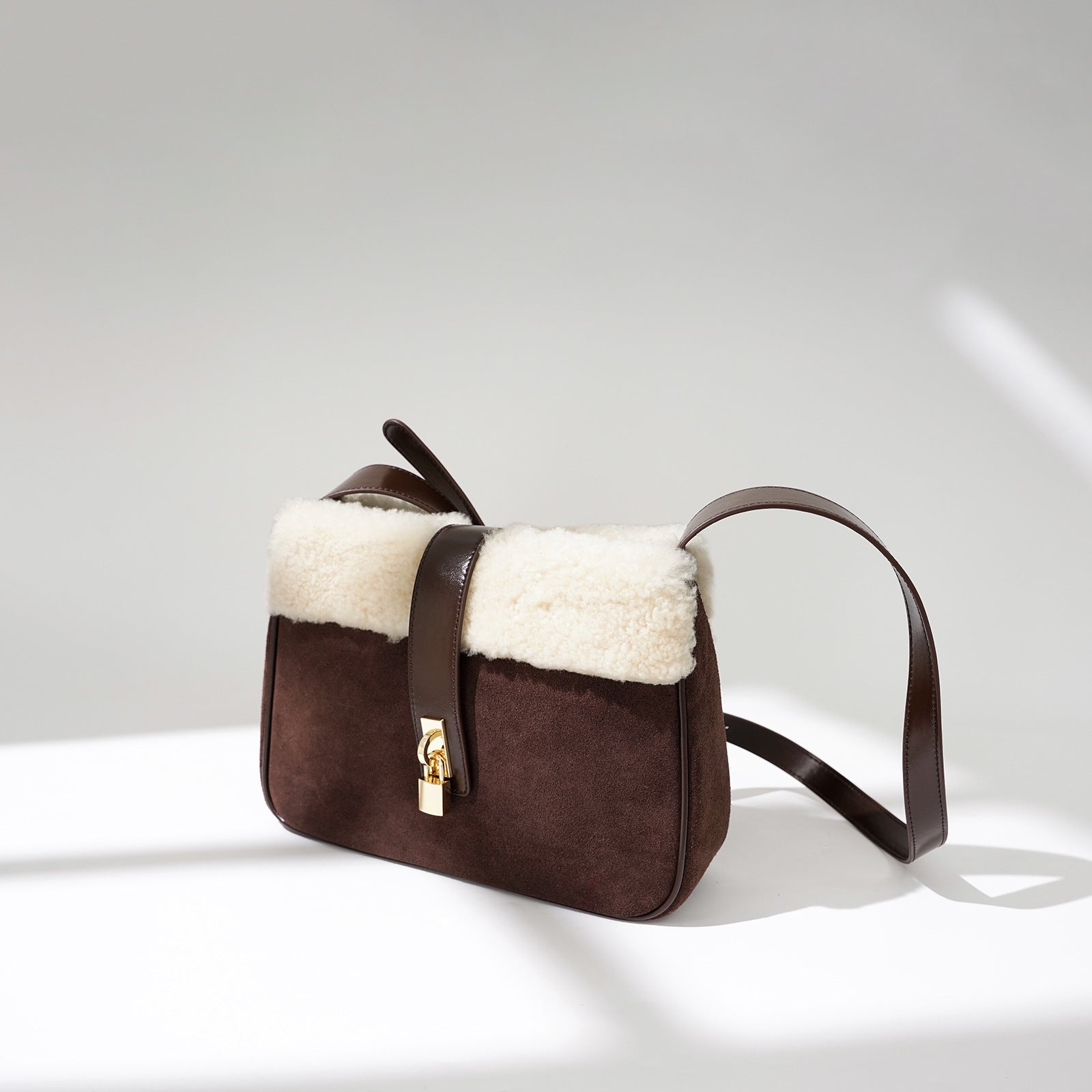 Sac bandoulière en cuir véritable design spécial automne et hiver en peluche