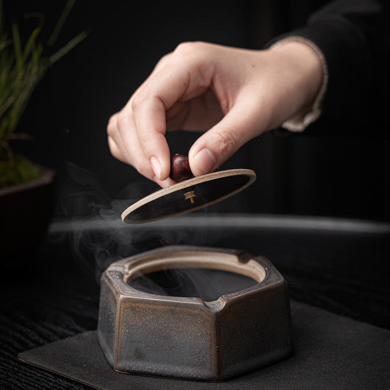 Cendrier en céramique vintage de style japonais avec couvercle, coupe-vent et anti-volatilité