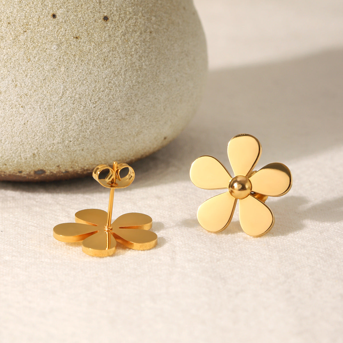 Boucles d'oreilles en acier inoxydable en titane style Instagram florales