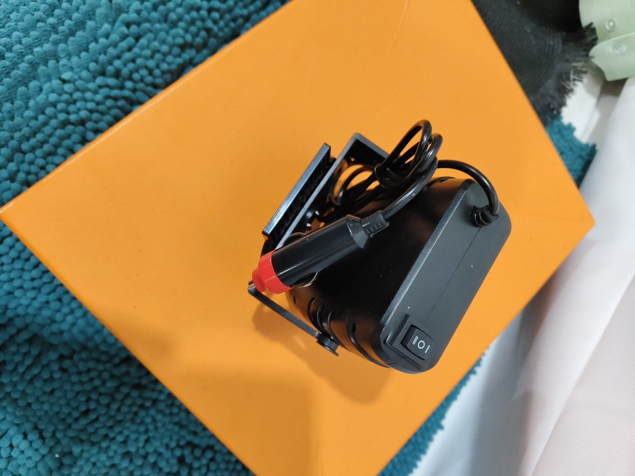 Chauffage de Voiture Multifonctionnel avec Purificateur - Puissance 120/240 W - IVOIRART.COM