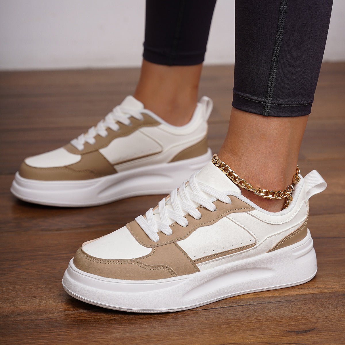 Chaussures décontractées compensées pour femme, rehaussant la stature avec style - IVOIRART.COM