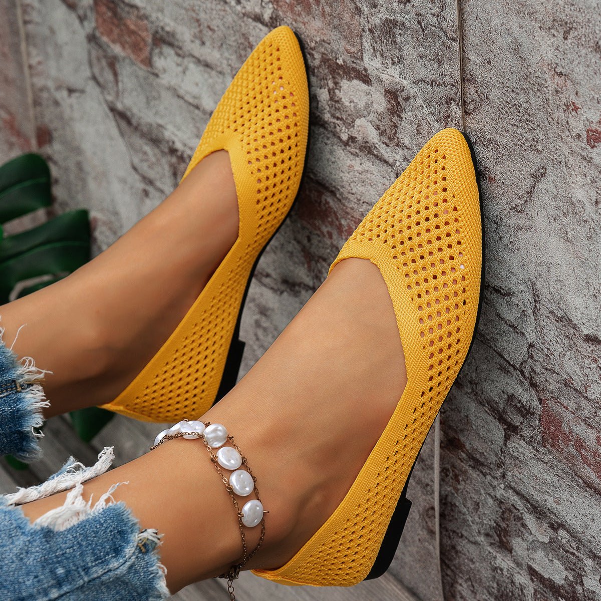 Chaussures plates pointues unies pour femmes en tissu Flyknit casual à enfiler - IVOIRART.COM