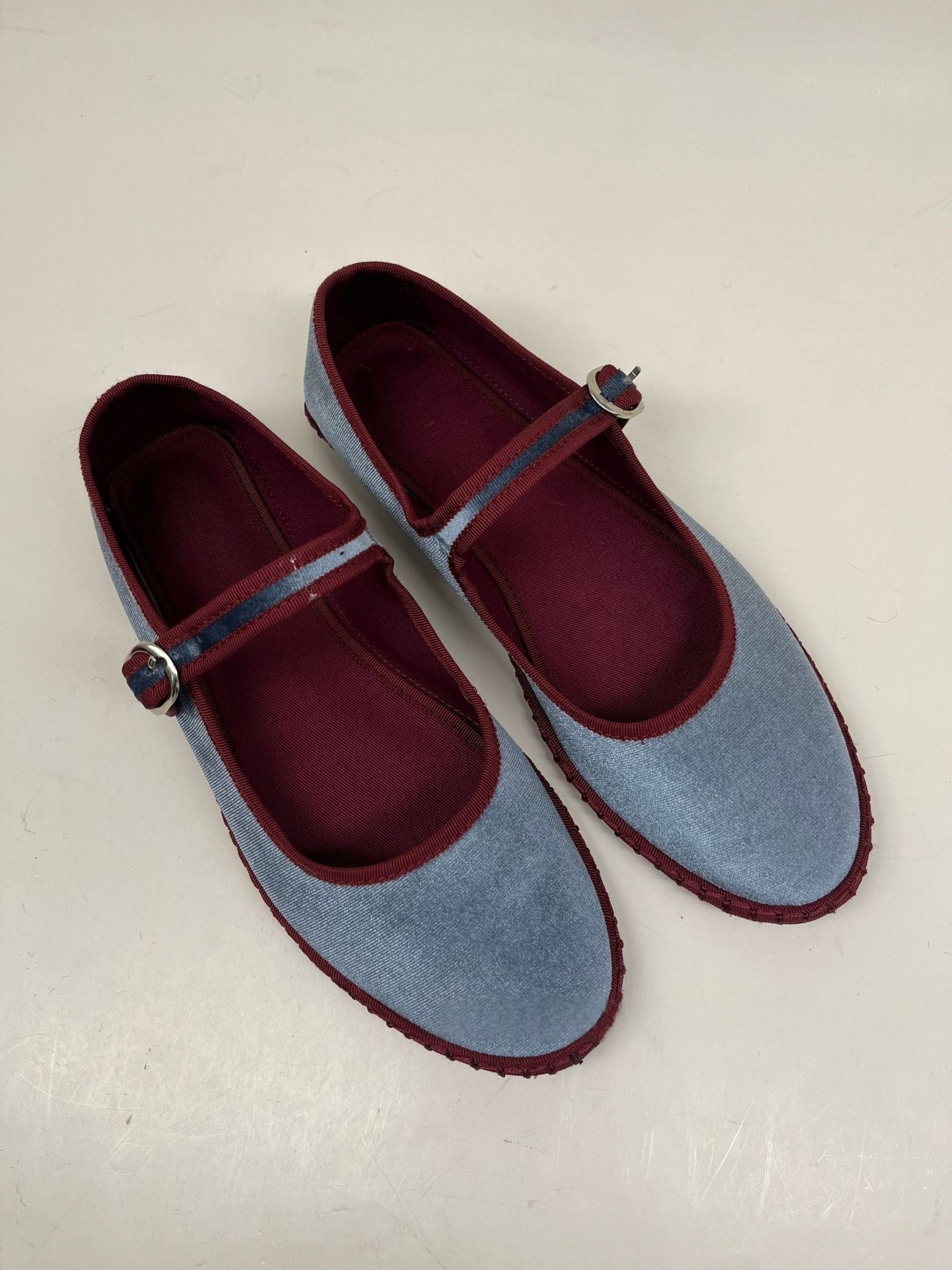 Chaussures Velours Femme à Semelle Plate et Bout Pointu Élégantes et Confortables - IVOIRART.COM