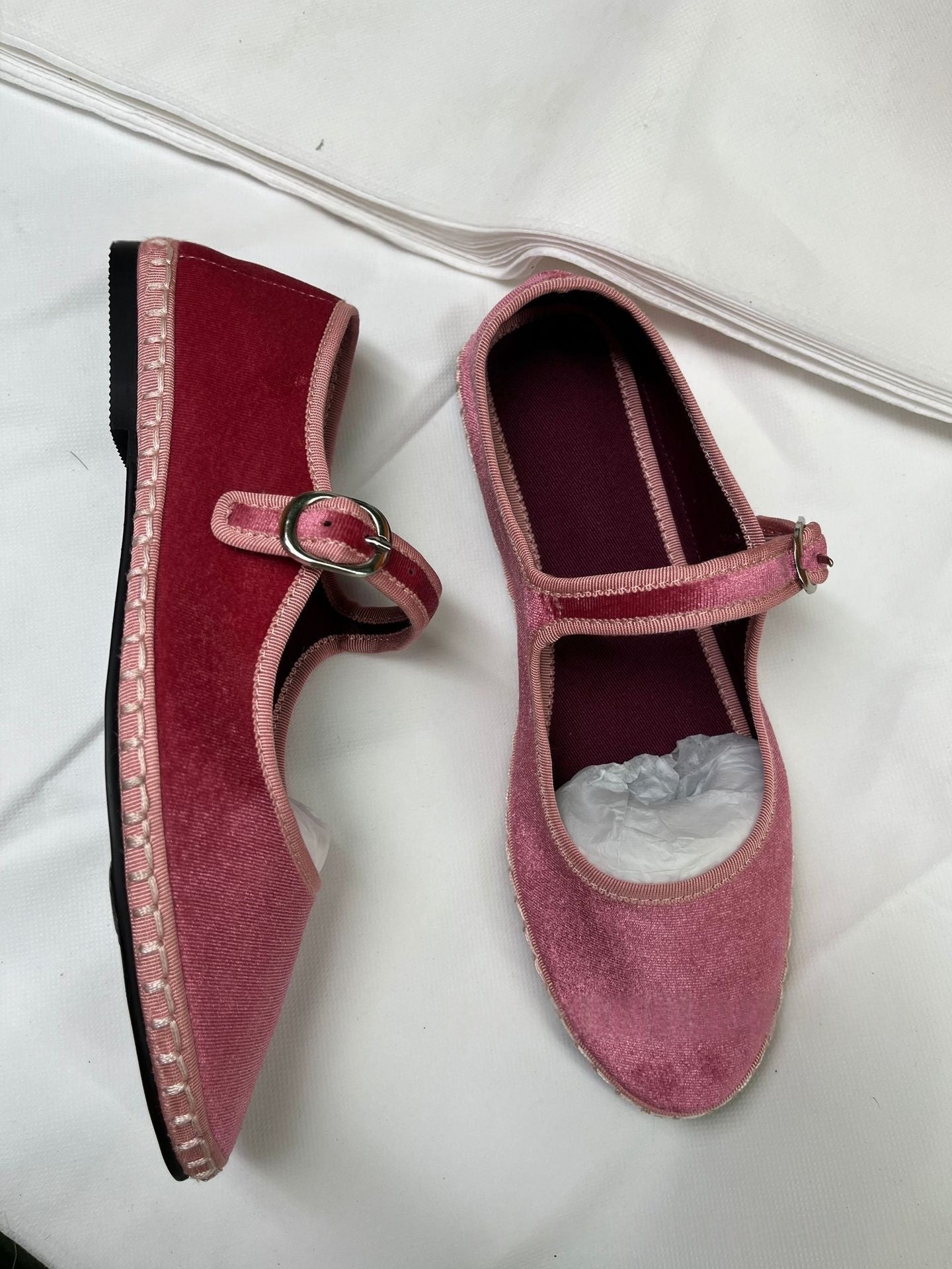 Chaussures Velours Femme à Semelle Plate et Bout Pointu Élégantes et Confortables - IVOIRART.COM