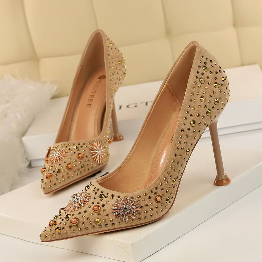 Chaussures vintage en daim à talons aiguilles, bouts pointus peu profonds ornées de strass - IVOIRART.COM
