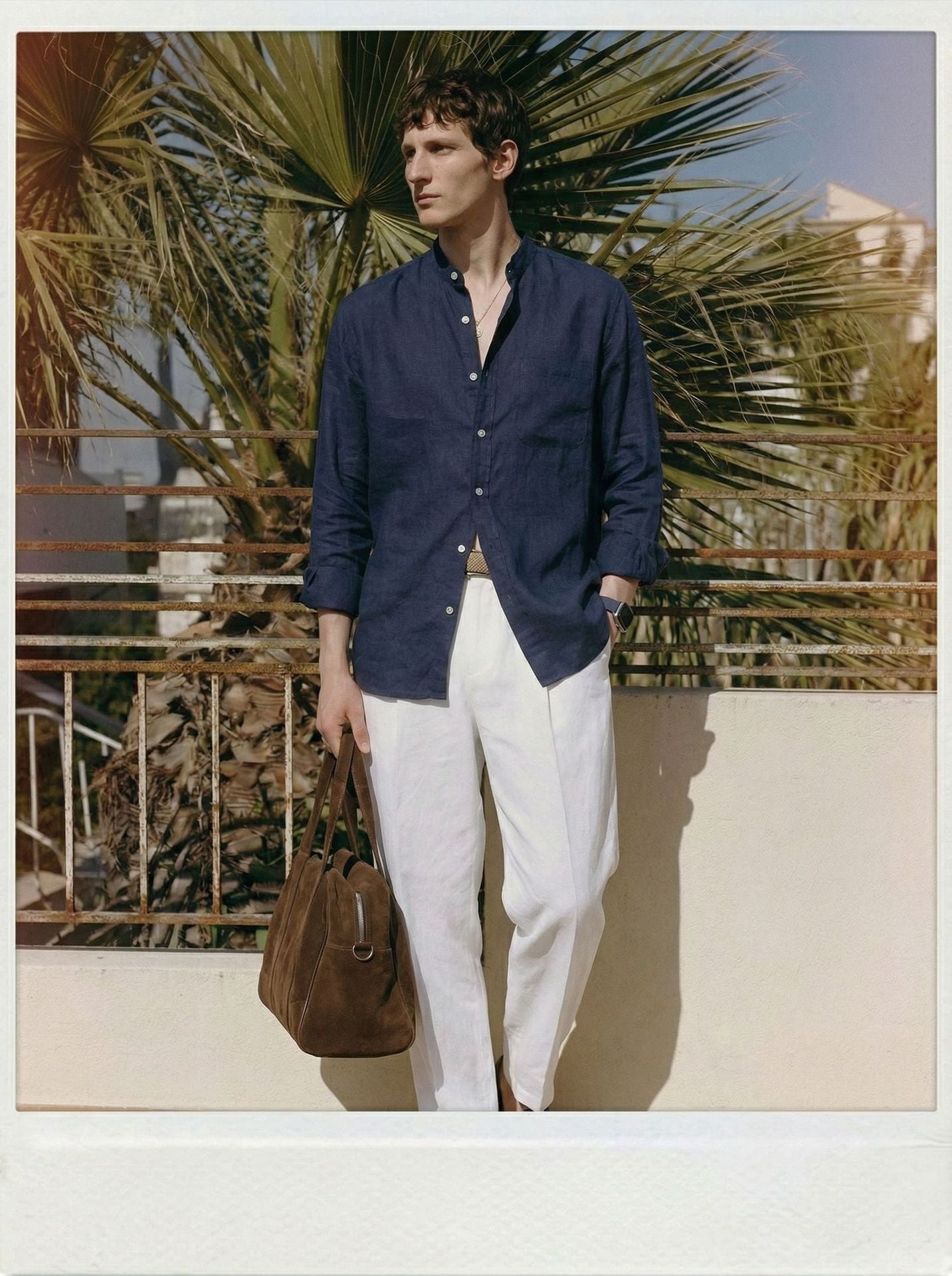 Chemise ample en lin uni pour homme, coupe décontractée et style smart-casual - IVOIRART.COM
