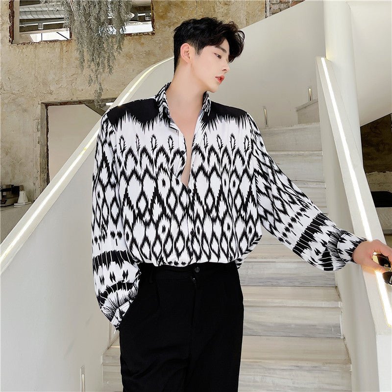 Chemise décontractée à motif géométrique contrasté noir et blanc, style moderne et ample - IVOIRART.COM