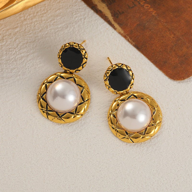 Clous d'oreilles émaillés fleurs rétro — Élégance vintage légère et polyvalente. - IVOIRART.COM