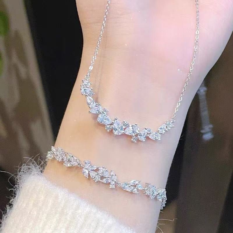 Collier barre sourire en argent sterling 999 CZ, style délicat et luxueux, cadeau idéal d'anniversaire - IVOIRART.COM